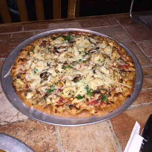 Small nutty chicken on whole wheat