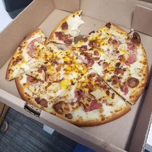Chicken, bacon, Canadian bacon, cheese, white sauce