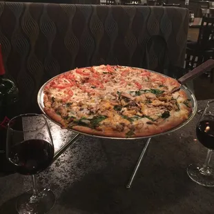 1/2 Classic and 1/2 Graces pizza.