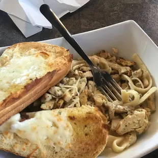Fettuccine Alfredo