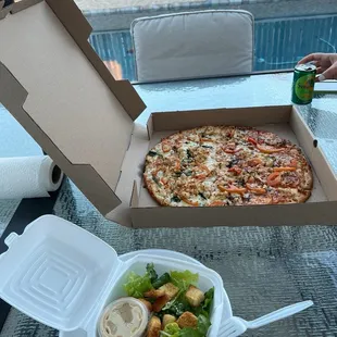 Small Dinner Salad, Lg Margherita pizza  &amp; half  LG Sereen with chicken