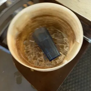 Ice bucket with shared cup