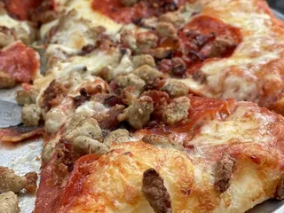 Gunnison Pizza Company