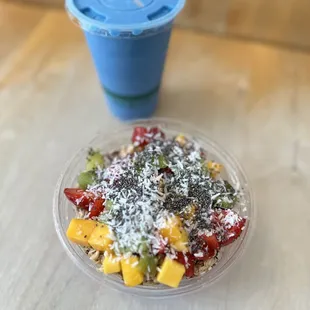 dragon bowl / blue colada