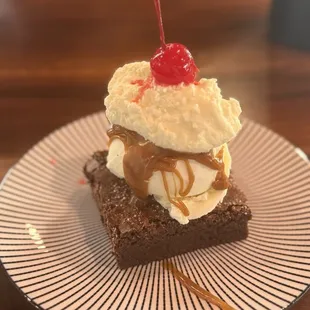 Tallow Brownie Sunday