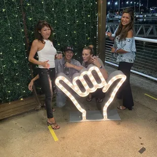 Shaka sign!!!