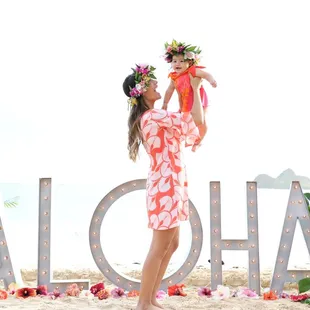 (1) &quot;ALOHA&quot; Marquee on Lanikai Beach, O&apos;ahu!