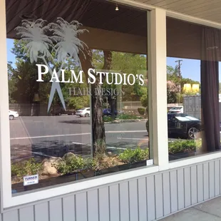 I have 2 stations open to rent. If two of you come together I will give you a killer deal for your first 3 months.