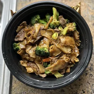 Pad See Ew w beef
