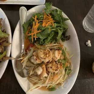 Som Tum (Papaya Salad)*