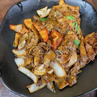 Pad Kee Mao (Drunken Noodle)