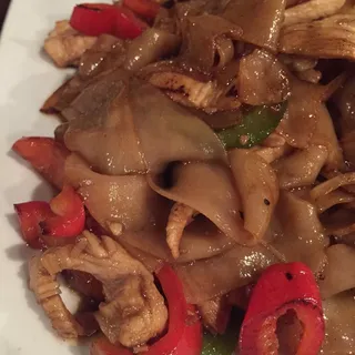 Pad Kee Mao (Drunken Noodle)