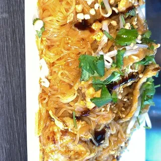Pad Thai Noodle Dish