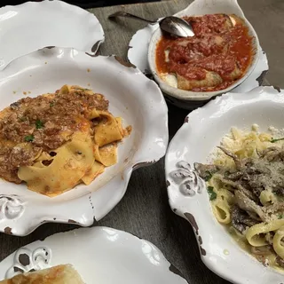 Pappardelle alla Bolognese