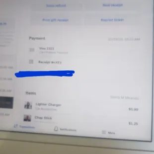 BEWARE OF THE CON-ARTIST WHO WORKS HERE!!!