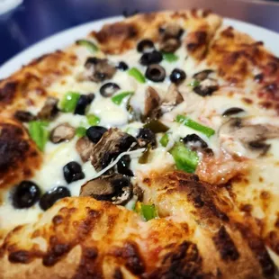 a pizza on a plate