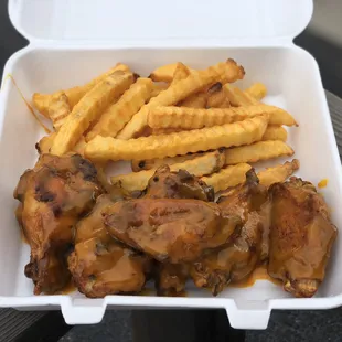 $10 Wing Special
With Fries