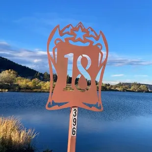 18th, super hard right on the water