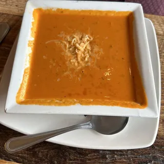 Roasted Red Pepper and Smoked Gouda Bisque