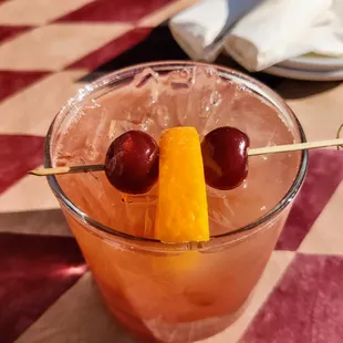 drink, oysters and mussels