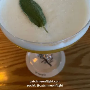 Colonia Roma, my favorite drink: tequila (or mezcal), pineapple, honey, lime, habanero.