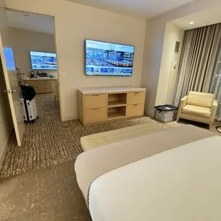 Suite bedroom area