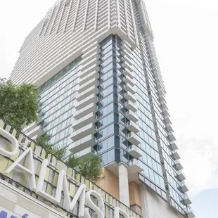 Front of Palms Place Las Vegas from the scammer's booking pages.