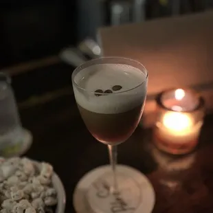 Espresso martini and spicy popcorn