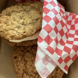 Scratch Oatmeal Cream Pie