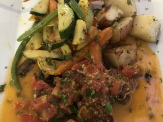 Daddyos Restaurant & Chef Du Jour Catering