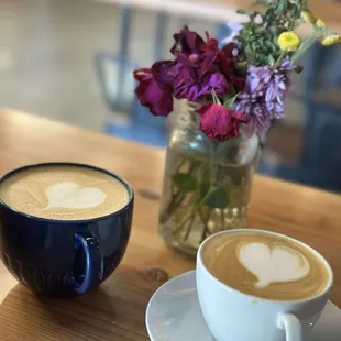 Decaf latte and capuchino out milk