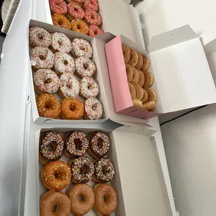 50 delicious donuts
