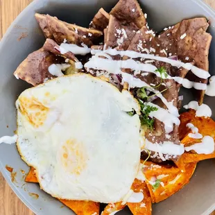 Chilaquiles con huevo