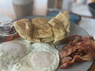 Laurel Cafe