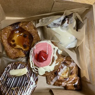 Caramel Flan Croissant Cinnamon Roll Strawberry Churro Tiramisu Churro Raspberry Apricot Cheese Danish