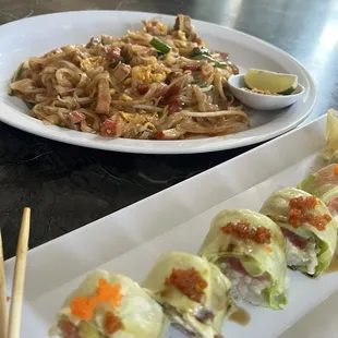 Pad Thai with pork and Poison Roll
