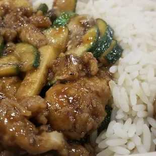 Ginger Chicken with steamed white rice 7/28/2023.