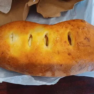 Bolillo Relleno Jalapeño y Queso