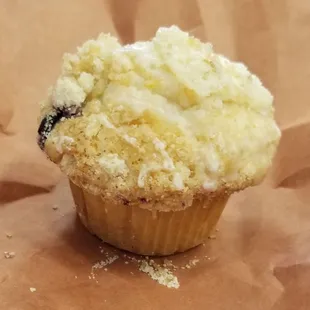 blueberry lemon muffin