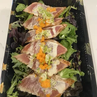 Peppered tuna tataki