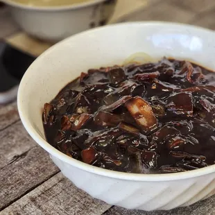 3. Noodle with Stir-Fried Black Soybean Sauce