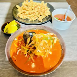Sweet and sour sauce with pork and Jjamppong (Spicy Seafood Noodle Soup)