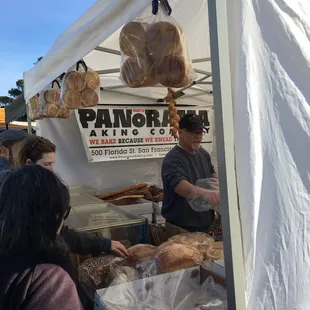 Big big line that moves fast: Outstanding breads, pastries &amp; the best sourdough English muffins!