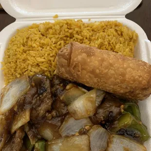 L22 Pepper Steak comes with green peppers and onions