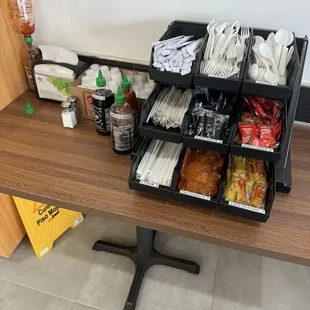 Inside, pulled up sriracha chili sauce packets!