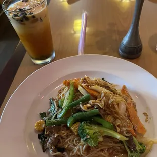 food, ramen and noodles