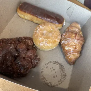 Half dozen donuts after we ate 2