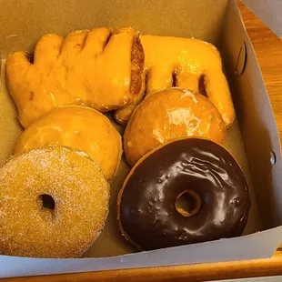 1/2 dozen doughnuts