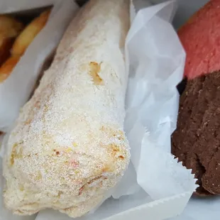 Love their cream tacos and cookies