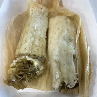 Green chili chicken tamales